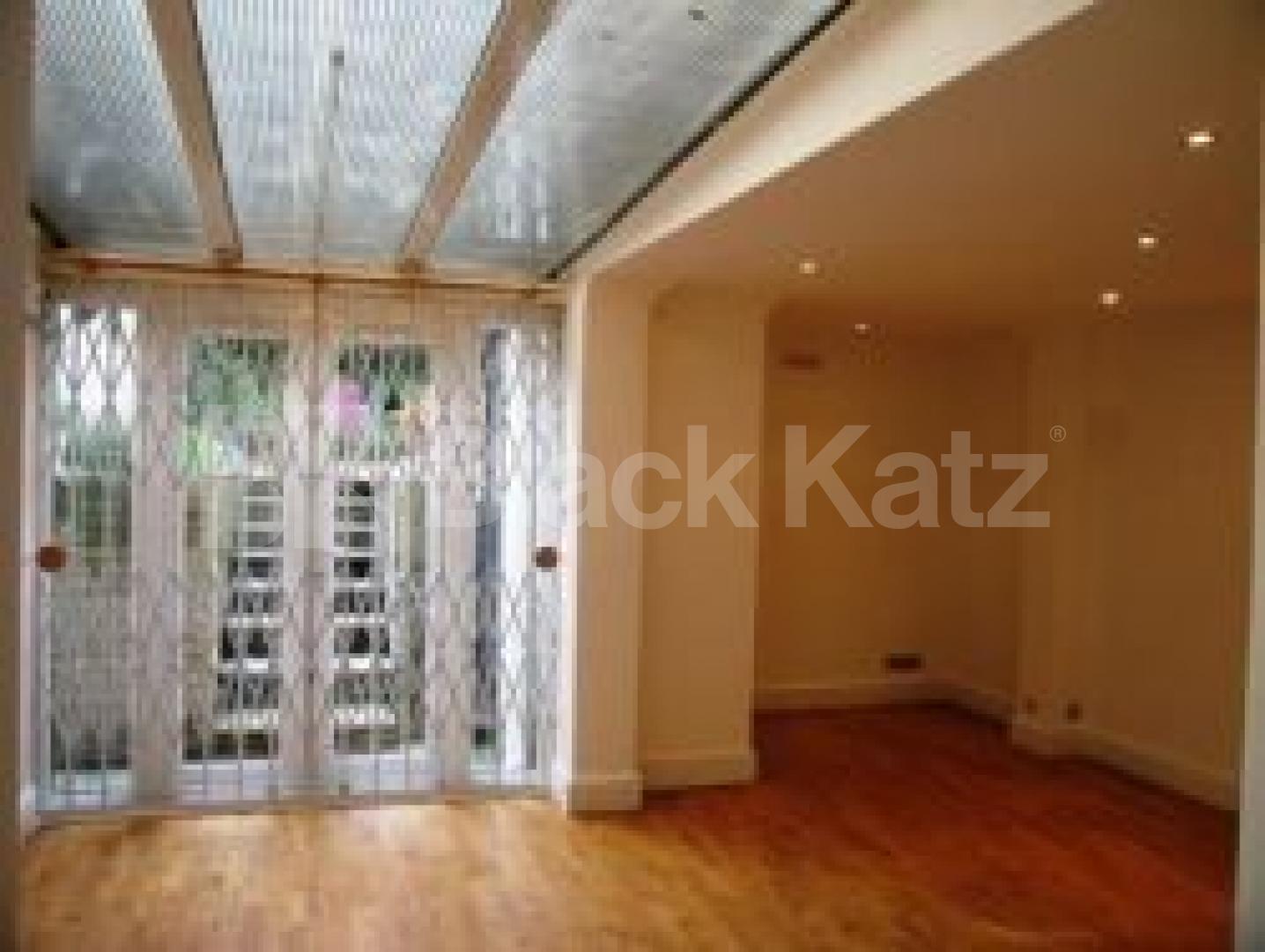 			2 BED PLUS STUDY, 2 Bedroom, 1 bath, 1 reception Flat			 Edbrooke Road, MAIDA VALE W9